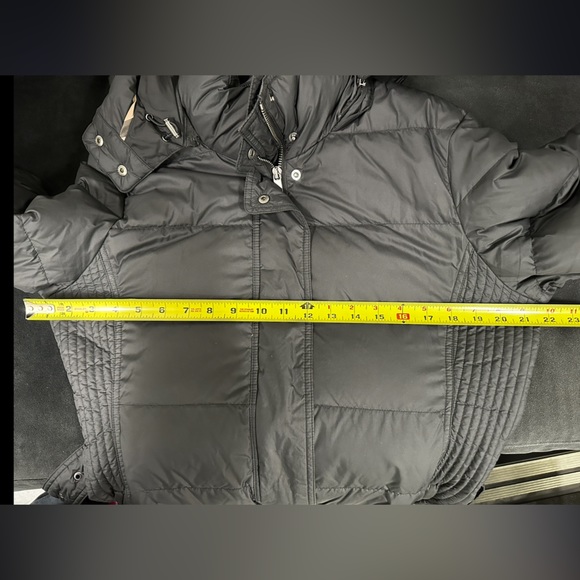 Burberry puffer coat - Picture 14 of 14